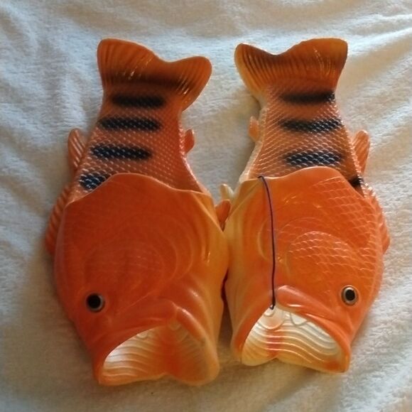 Coddies Fish Flip Flops  - Picture 2 of 4